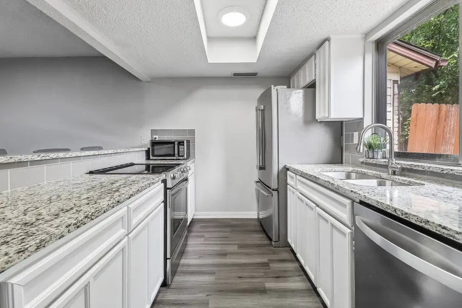 2059 Embassy Way, Carrollton, TX 75006 - #3