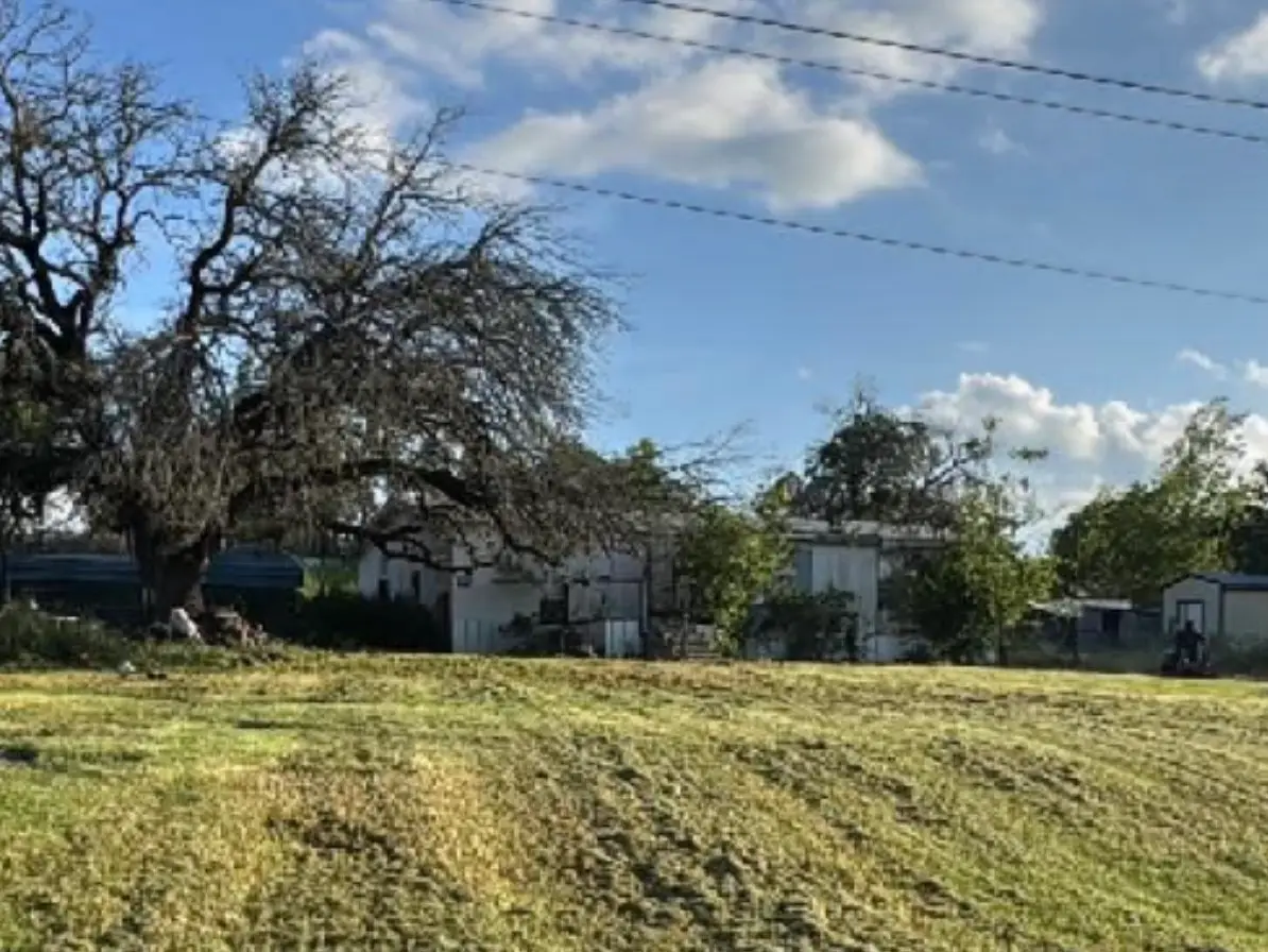 534 E Pierson Street, Hamilton, TX 76531 - #1