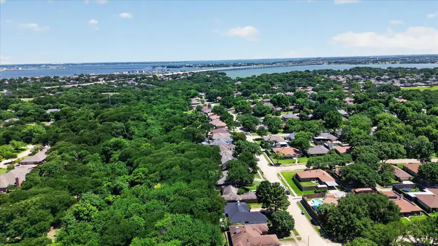 3913 Scott Drive, Rowlett, TX 75088 - #2