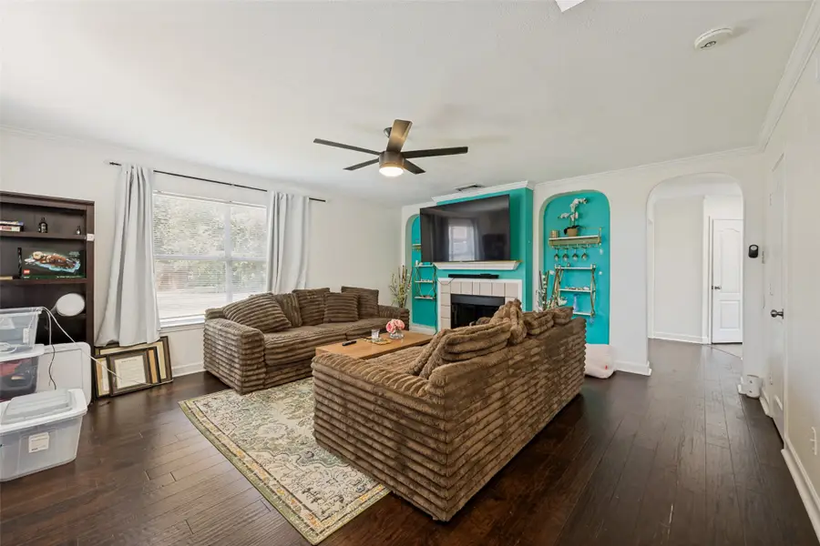 705 Bluebonnet Drive, Cedar Hill, TX 75104 - #2