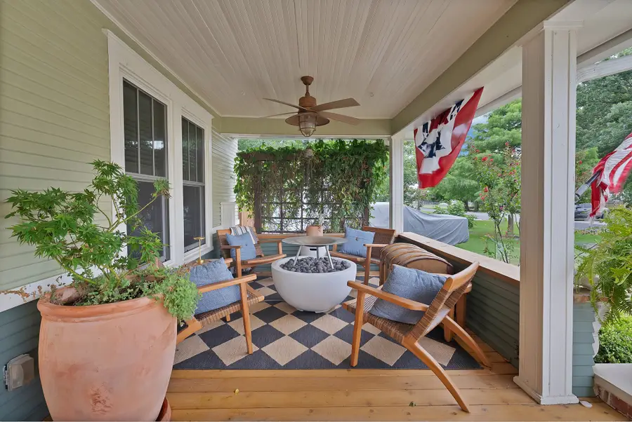 524 N Dallas Street, Van Alstyne, TX 75495 - #2
