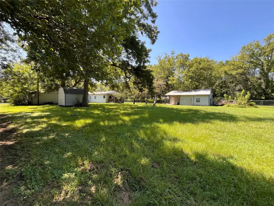 304 S Lafayette Street, Campbell, TX 75422 - #2