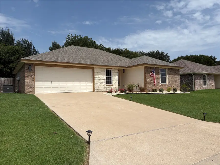 3011 Cricket Drive, Bellmead, TX 76705 - #3