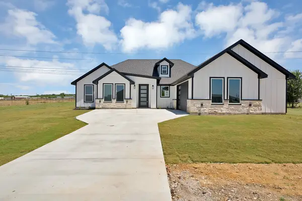 3217 Cobbler Lane, Joshua, TX 76058