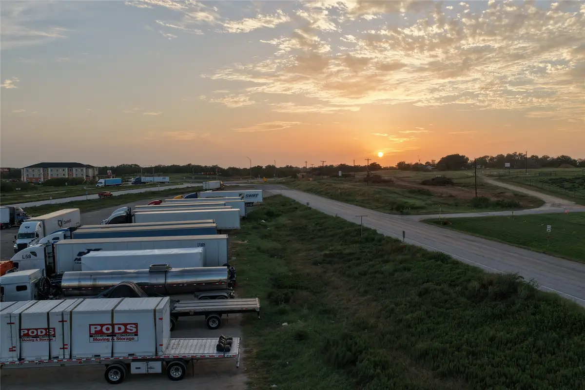 00 Hwy 90, Luling, TX 78648 - #1