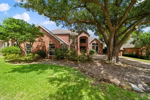 917 Hills Creek Drive, McKinney, TX 75072