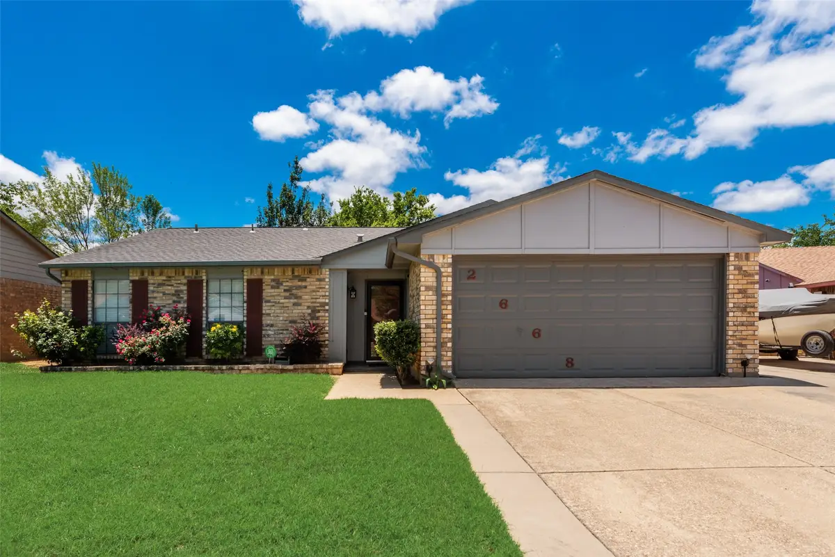 2668 Castanada Circle, Fort Worth, TX 76112 - #1