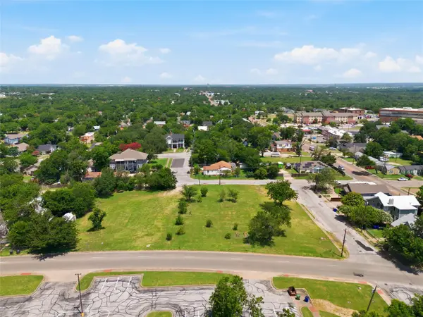 1104 N 18a Street, Waco, TX 76707