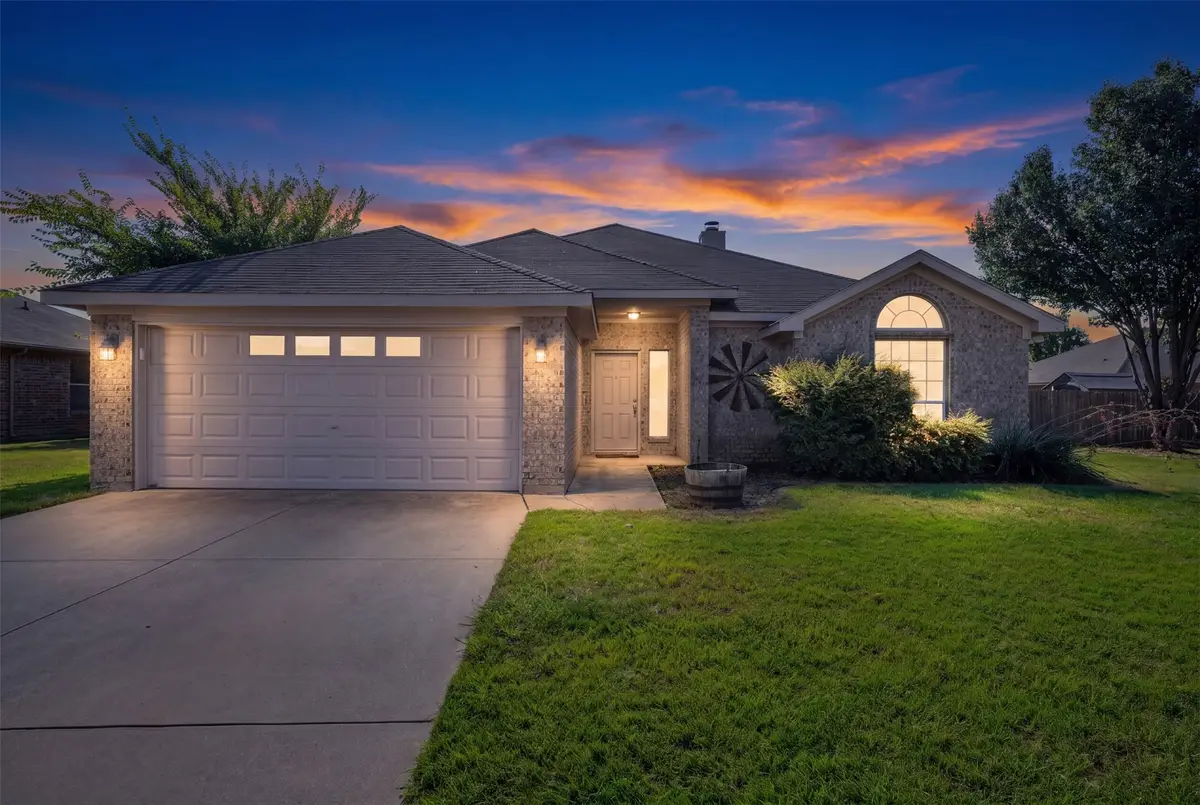 737 E Sheila Circle, Joshua, TX 76058 - #1