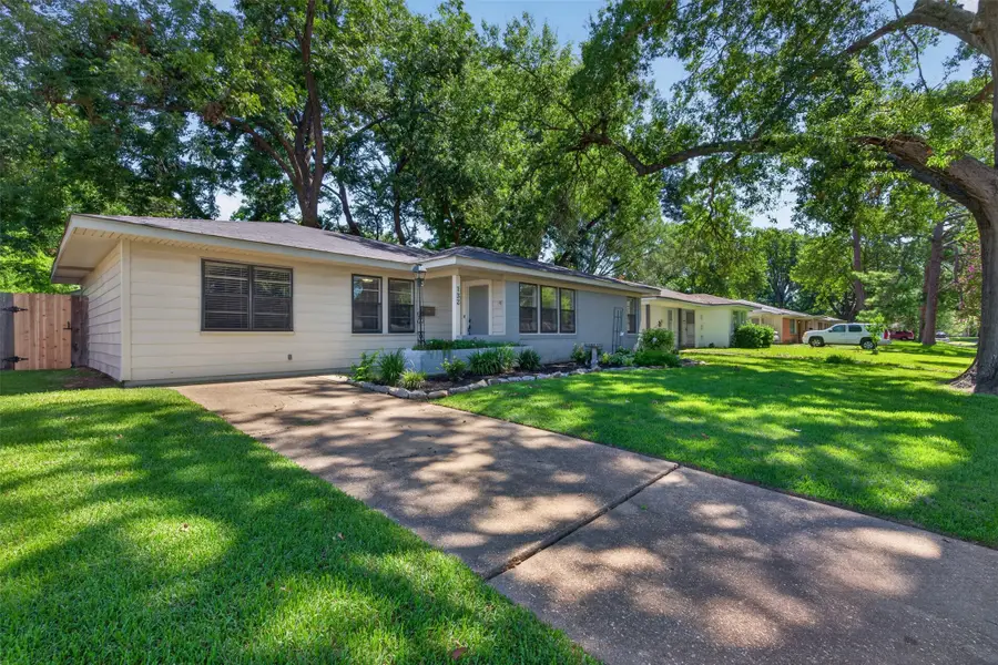 132 Norwood Street, Shreveport, LA 71105 - #2
