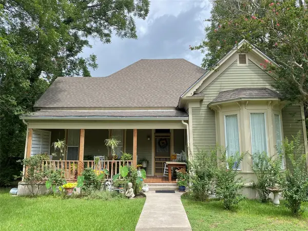 300 NW 3rd Street, Hubbard, TX 76648