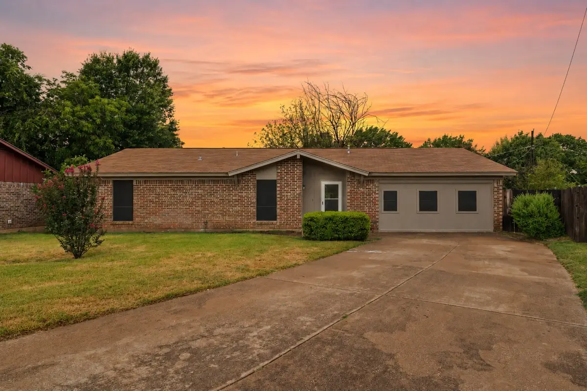 1915 Westover Court, Arlington, TX 76015 - #1