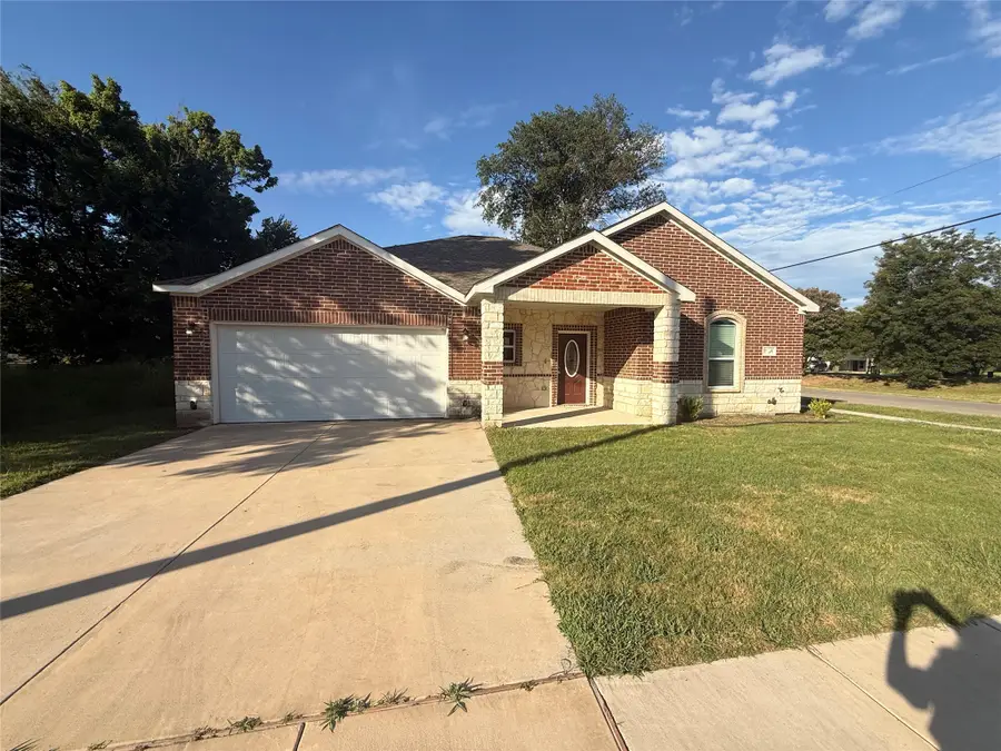 101 Boone Street, Terrell, TX 75160 - #3