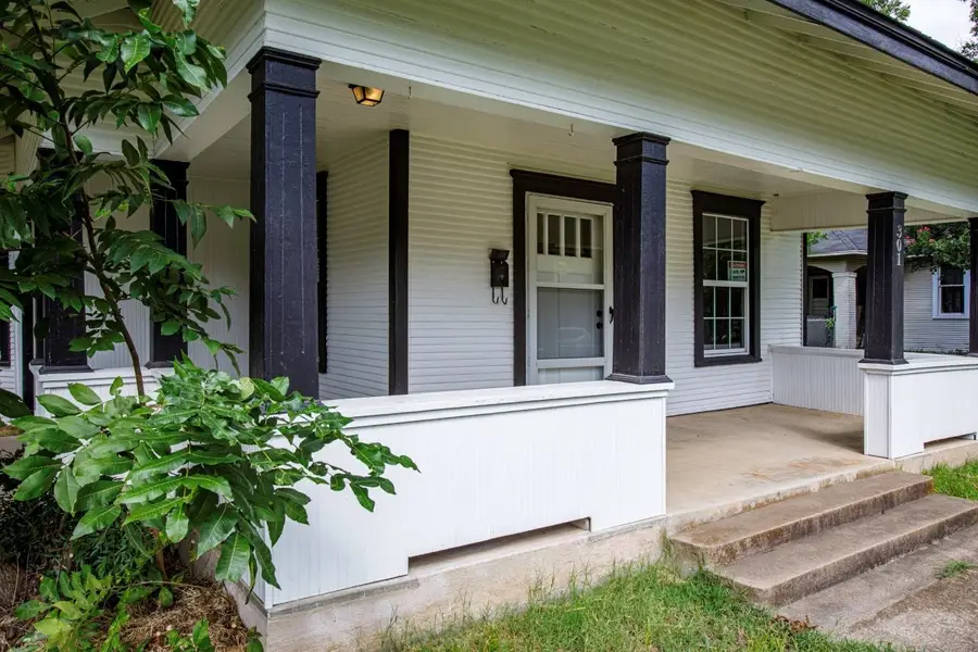 301 Madison Street, Cleburne, TX 76033 - #2