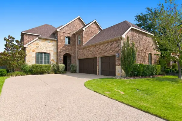 1819 Park Highland Way, Arlington, TX 76012