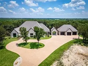1136 Queen Elizabeth Drive, McGregor, TX 76657 - #1