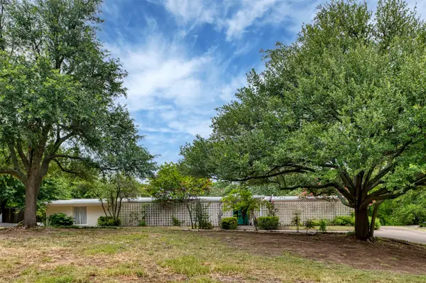 706 Norton Street, Weatherford, TX 76086