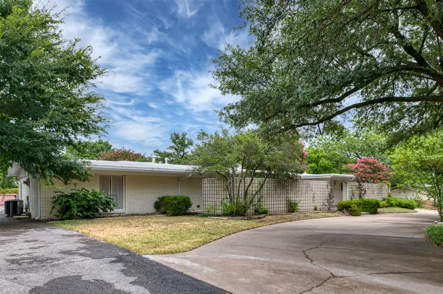 706 Norton Street, Weatherford, TX 76086 - #3