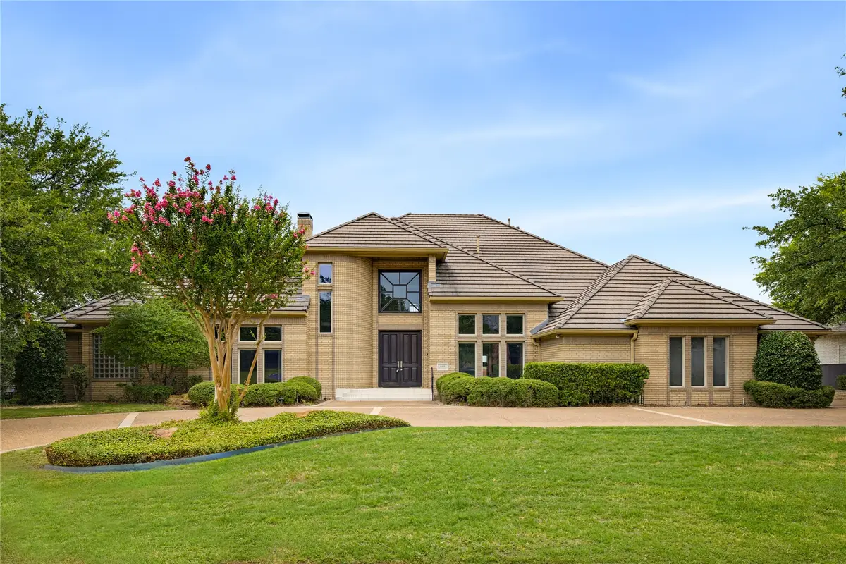 5916 Forest Highlands Drive, Fort Worth, TX 76132 - #1