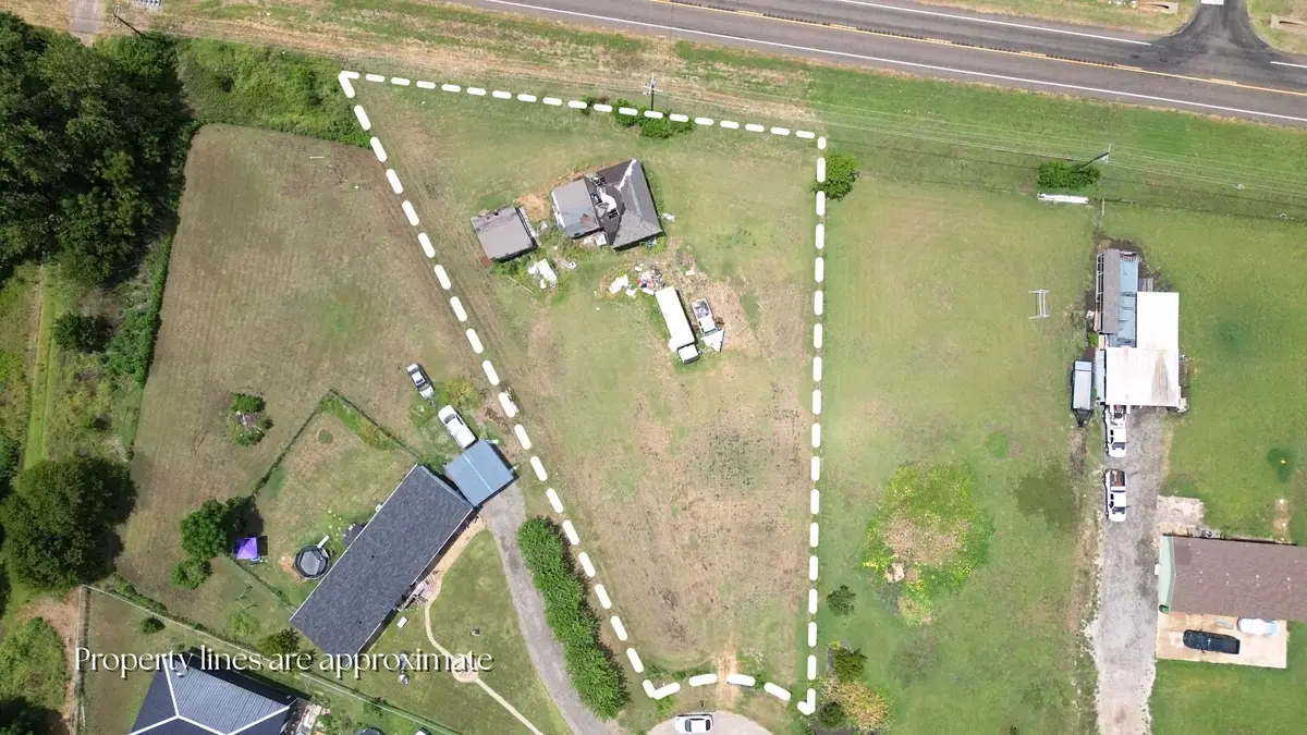 180 Choice Drive, Palmer, TX 75152 - #1