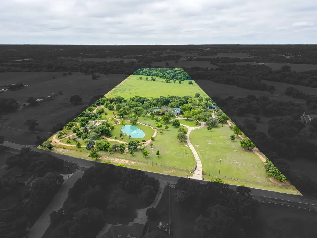 4600 E Bankhead Highway, Hudson Oaks, TX 76087 - #1