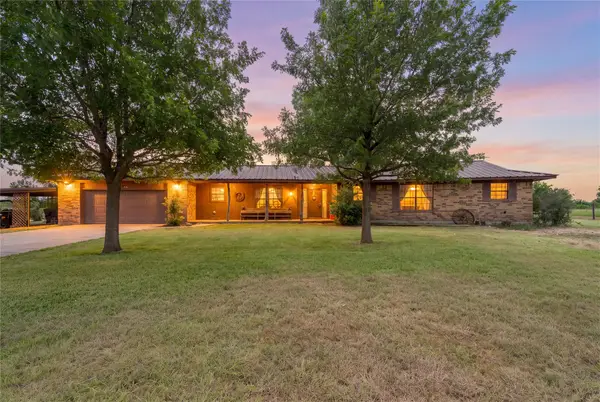 1594 Lcr 312, Mart, TX 76664