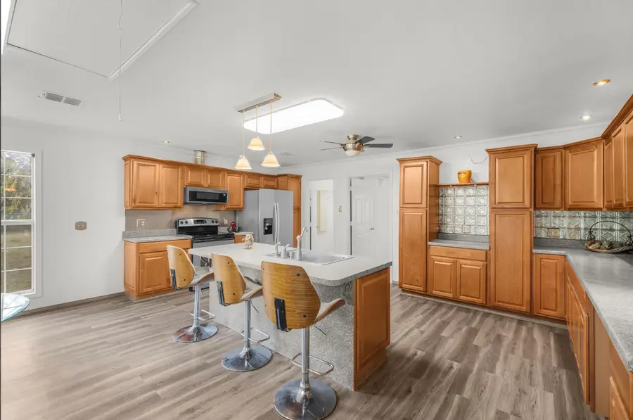328 Creekview Meadows Drive, Springtown, TX 76082 - #3