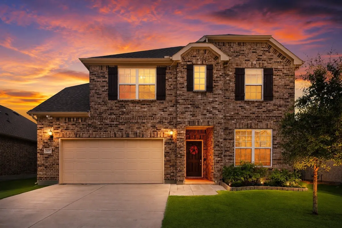 825 Crest Breeze Drive, Fort Worth, TX 76052 - #1