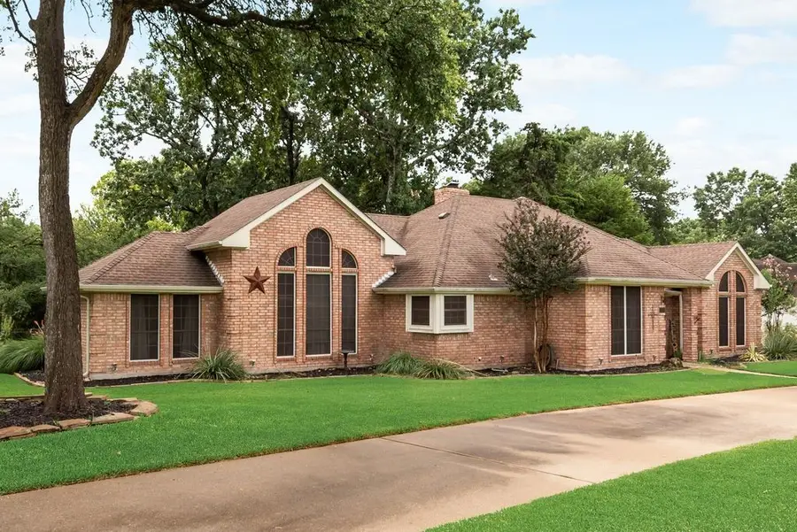 602 Creek View Circle, Ovilla, TX 75154 - #2