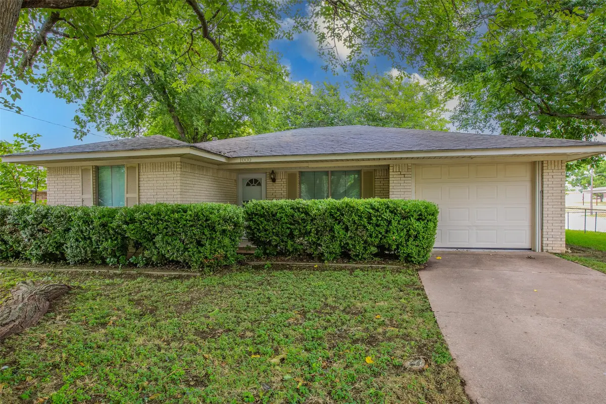 1000 N Harrison, West, TX 76691 - #1