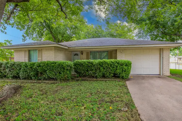 1000 N Harrison, West, TX 76691