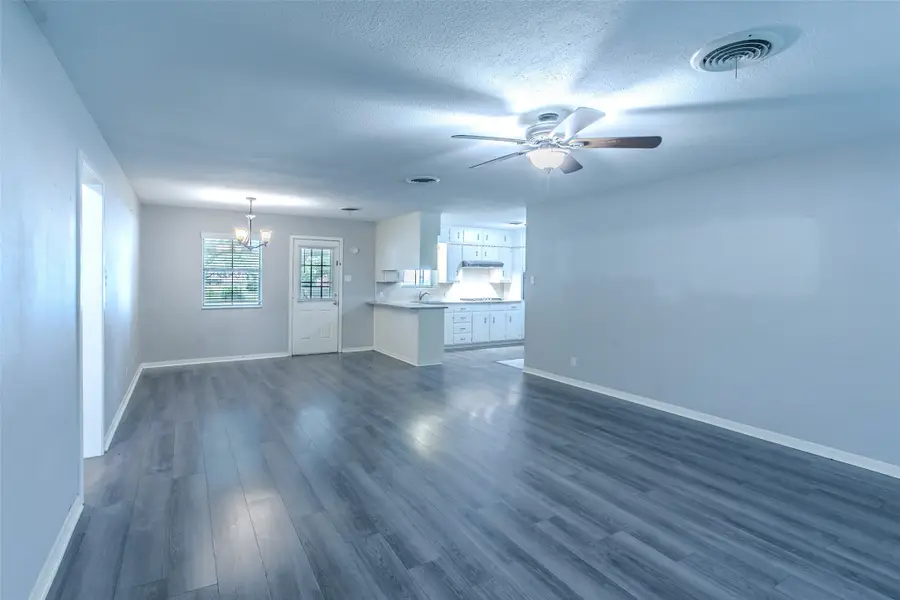 1000 N Harrison, West, TX 76691 - #2