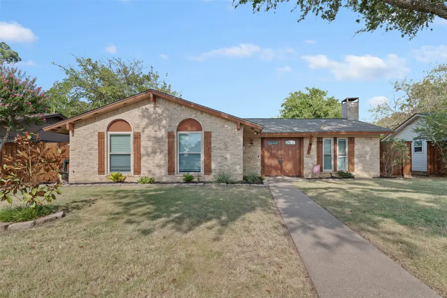 5514 Bishop Court, Lake Dallas, TX 75065 - #2