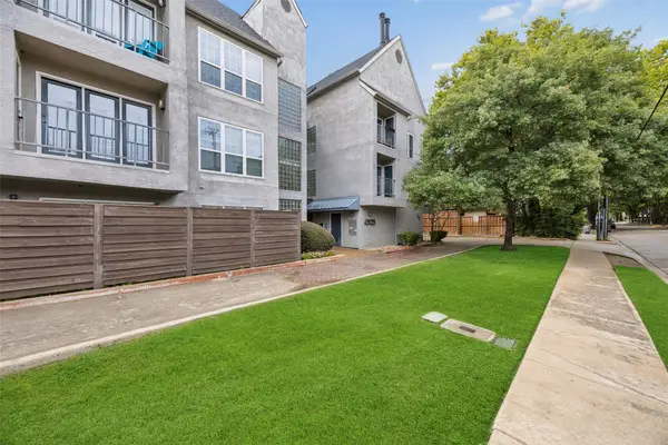 4303 Buena Vista Street #306, Dallas, TX 75205
