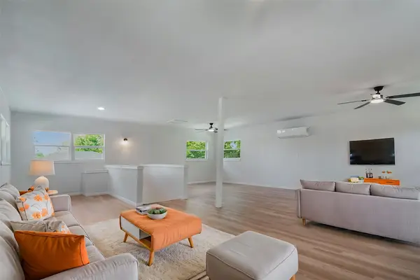 1421 S Scullin Avenue, Denison, TX 75020