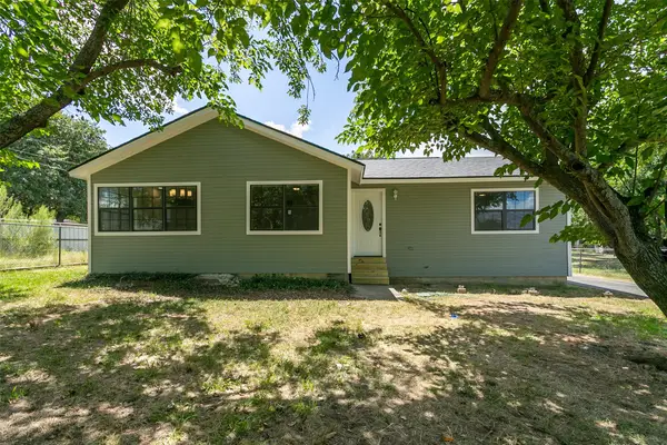 1346 S Reno Road, Reno, TX 76082
