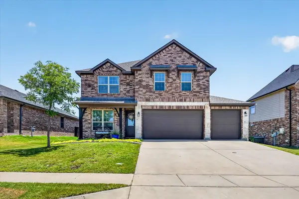 39 S Highland Drive, Sanger, TX 76266