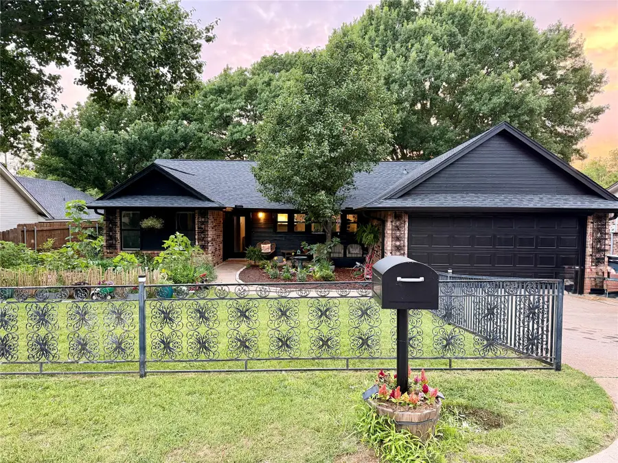 304 Cherry Street, Weatherford, TX 76086 - #2