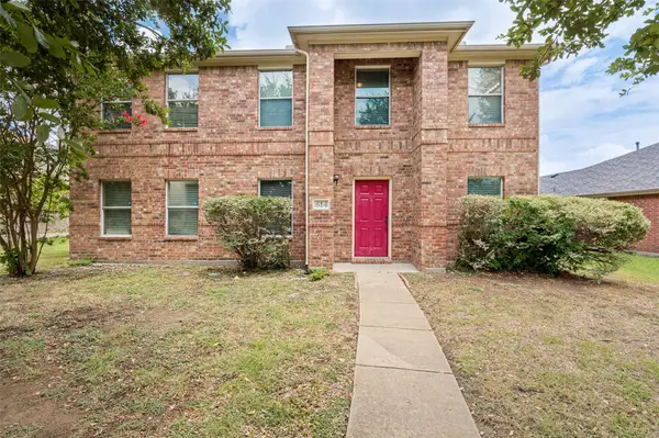614 Hearthstone Drive, Lancaster, TX 75146