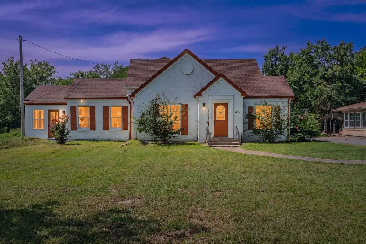 620 Forrester Street, Greenville, TX 75401 - #1