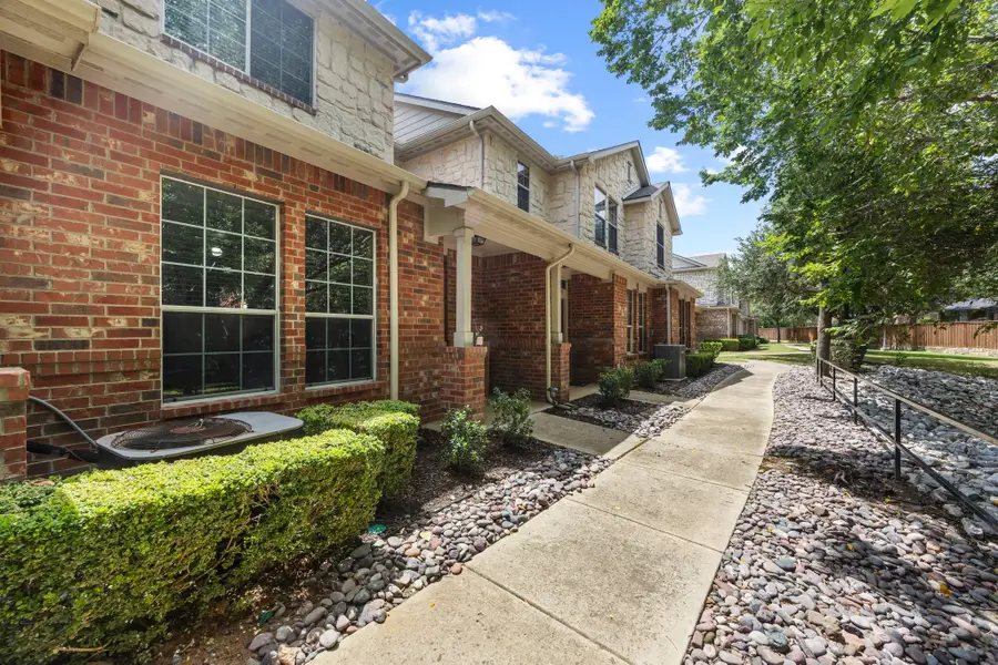 2741 Olympic Park Drive, Grand Prairie, TX 75050 - #2