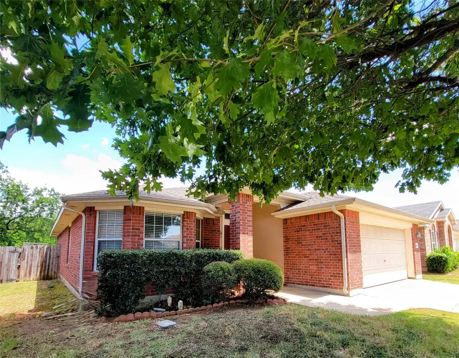 8033 Summer Stream Drive, Fort Worth, TX 76134 - #3