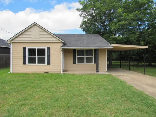 608 Hayes Street, McGregor, TX 76657