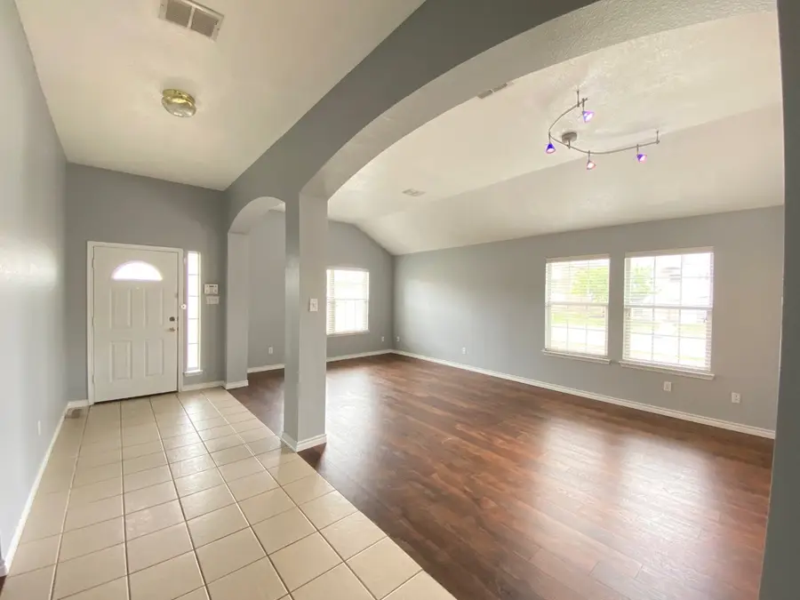 1328 Falcon Hollow, Cedar Hill, TX 75104 - #3