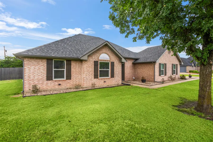 1116 W Sharpshire Drive, Waxahachie, TX 75165 - #3