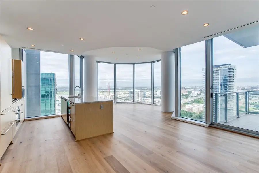 2900 Mckinnon Street #2404, Dallas, TX 75201 - #3