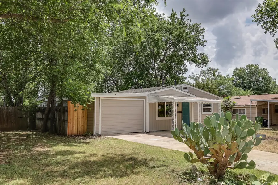 2804 Dogwood Park Drive, Richland Hills, TX 76118 - #2