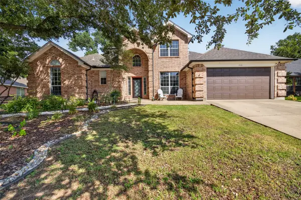 7101 Aspen Wood Trail, Fort Worth, TX 76132