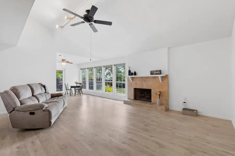 1024 Mountview Drive, Carrollton, TX 75006 - #2