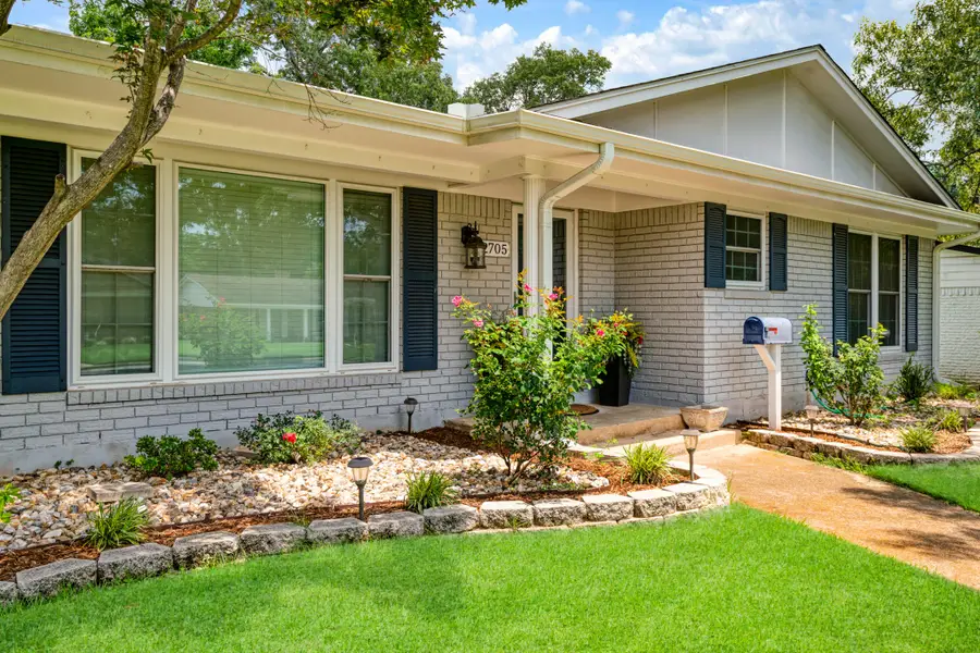 2705 Hubbard Street, Paris, TX 75460 - #2